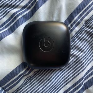 Used Beats Headphones. Still functional, uses the same charger as an iphone.